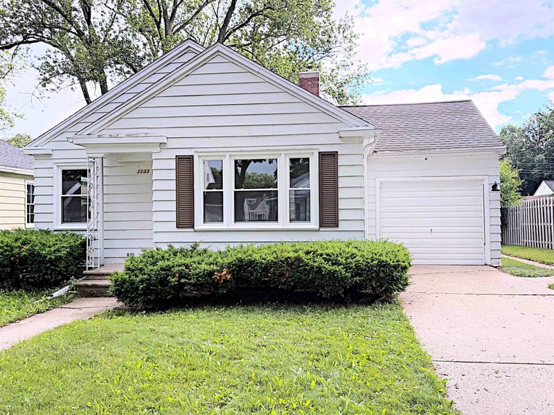 1133 Marquette Ave, Green Bay, WI 54304