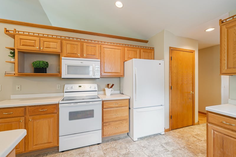1424 Keystone Ln, Appleton, WI 54913