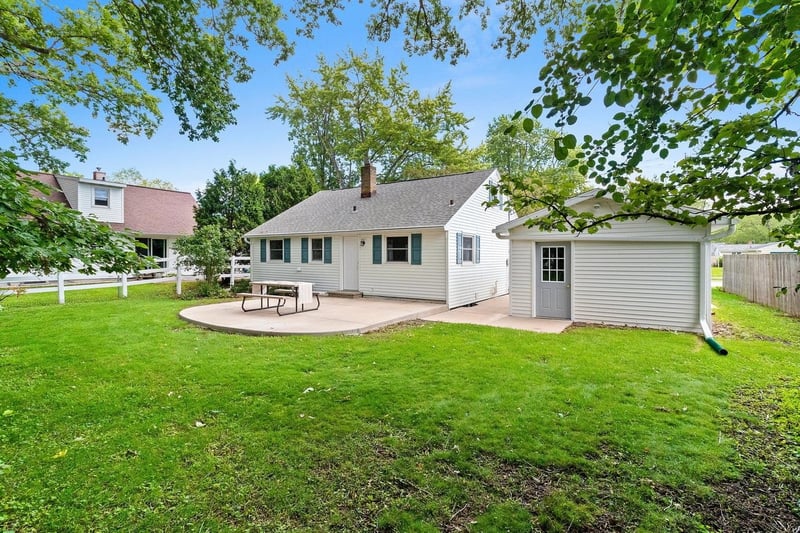 2030 Libal St, Green Bay, WI 54301-2263