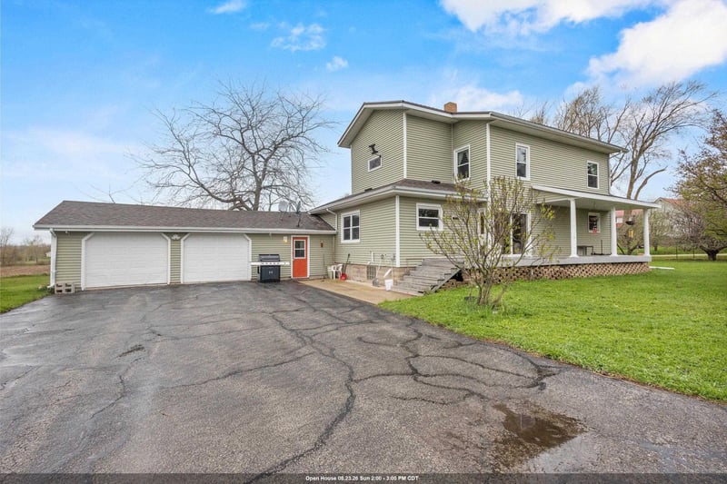 W4943 Brusewitz Rd, Black Creek, WI 54106