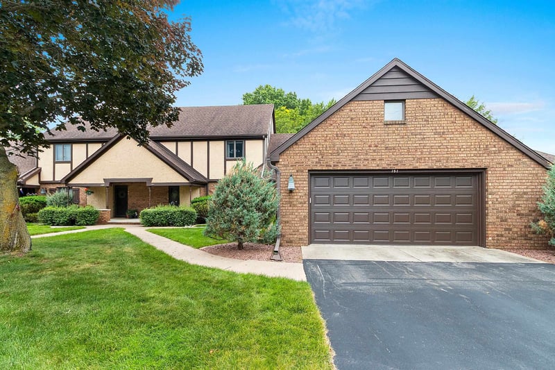 151 Harrys Gateway, Appleton, WI 54914