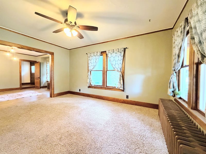 1554 Plummer St, Oshkosh, WI 54902