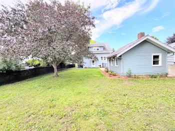 1554 Plummer St, Oshkosh, WI 54902