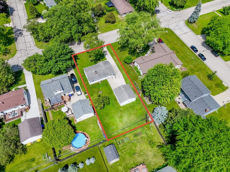 2507 Greenwald St, Green Bay, WI 54301