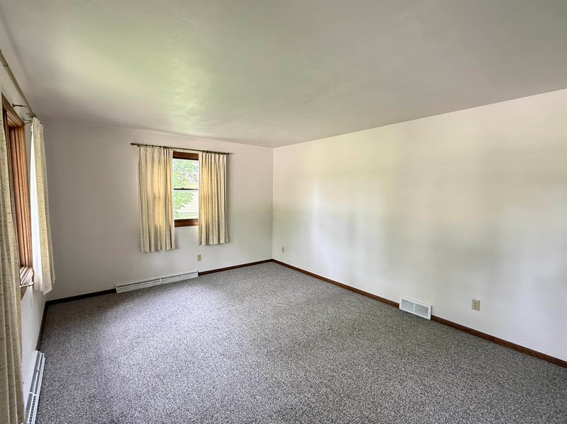 1002 Northwood Dr, Appleton, WI 54911