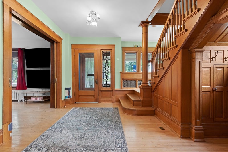 515 Broadway St, De Pere, WI 54115-2501