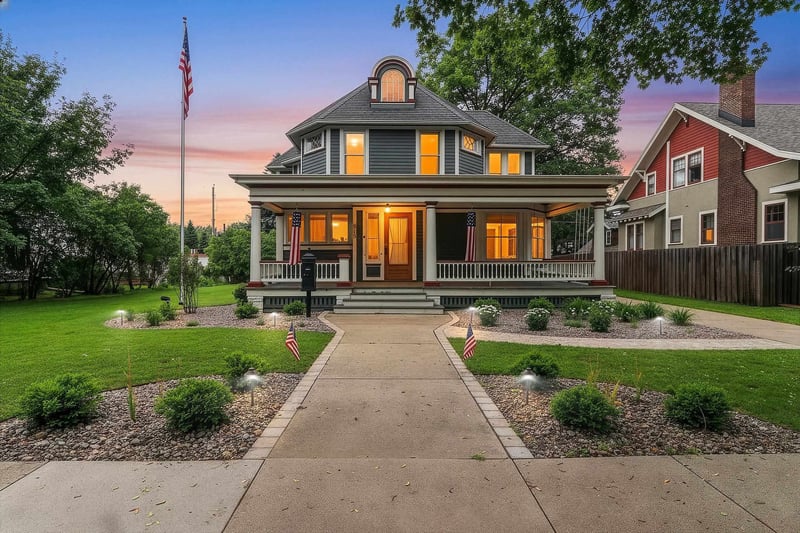 515 Broadway St, De Pere, WI 54115-2501