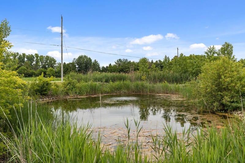 N2749 Evergreen Ln, Appleton, WI 54913