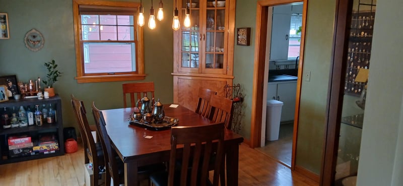 817 Main St, Shawano, WI 54166-3259