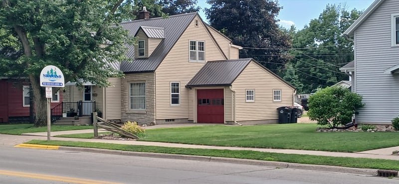 817 Main St, Shawano, WI 54166-3259