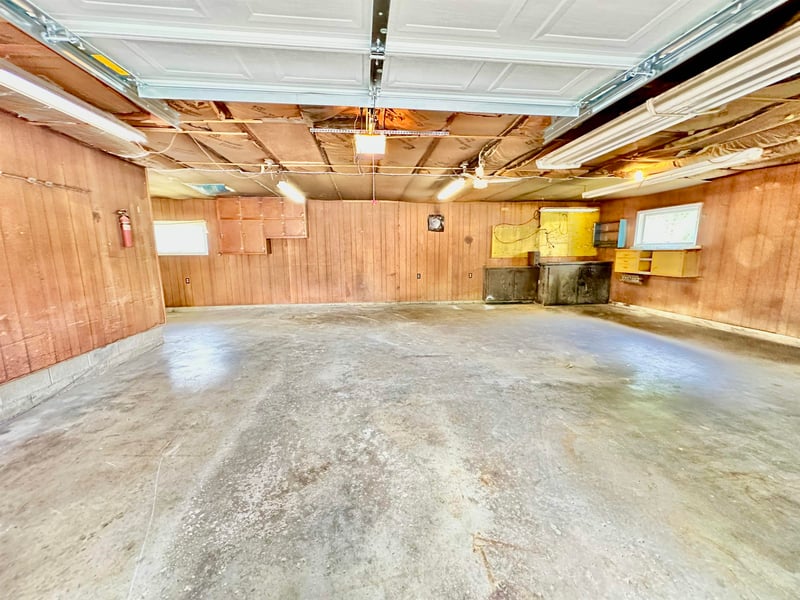 1020 Smalley St, Shawano, WI 54166-3232