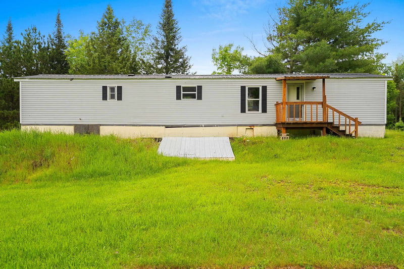 4134 Peshtigo River Rd, Laona, WI 54541