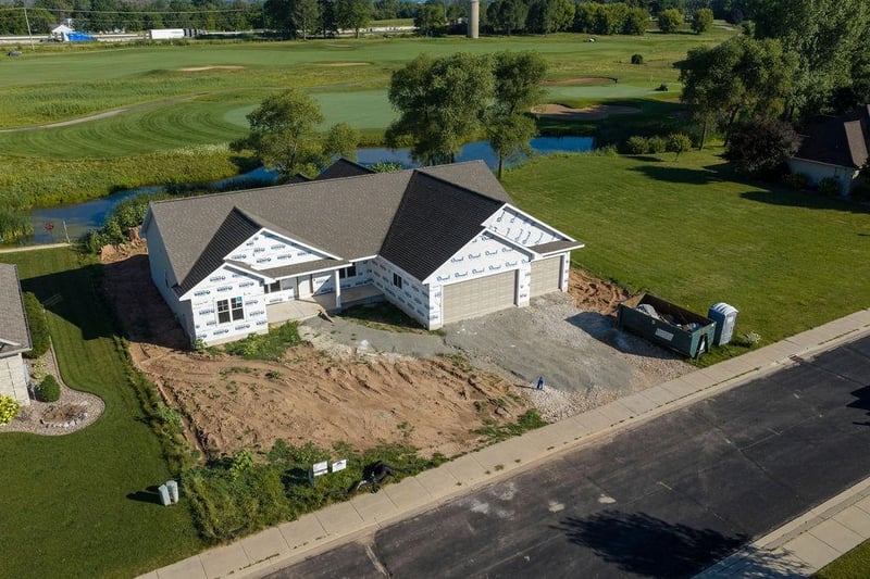 550 Royal St Pats Dr, Wrightstown, WI 54180