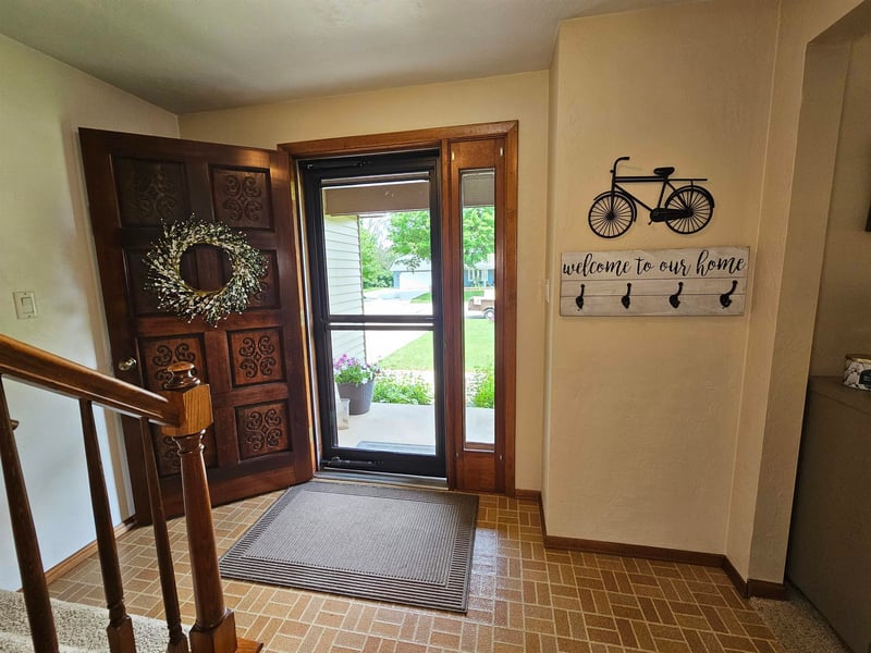 422 Fox Croft Dr, De Pere, WI 54115-2440