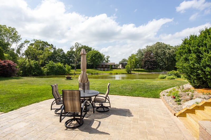 3318 Creek Side Dr, Oshkosh, WI 54904