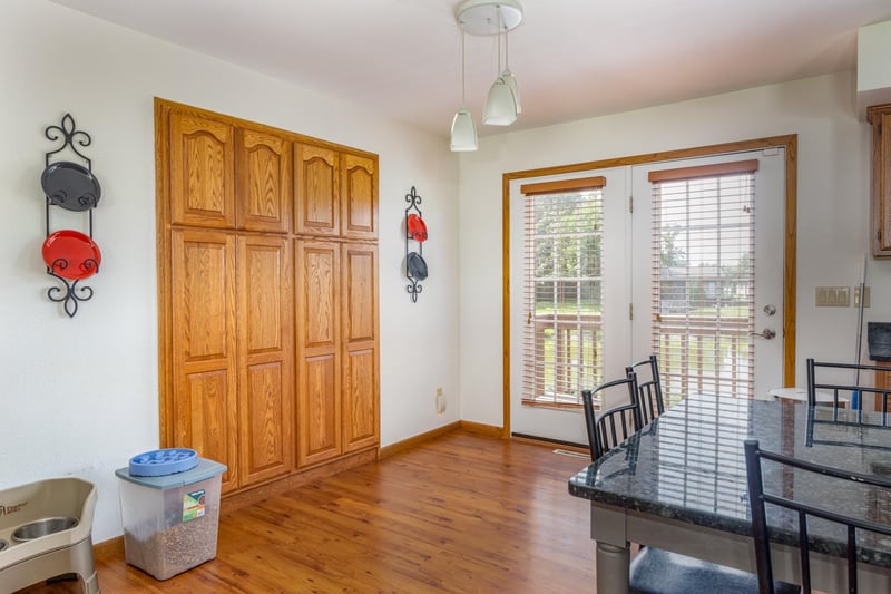 3318 Creek Side Dr, Oshkosh, WI 54904