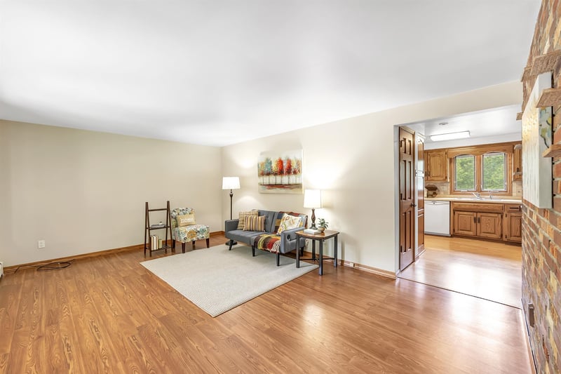 1683 Westfield Ave, Green Bay, WI 54303-3373