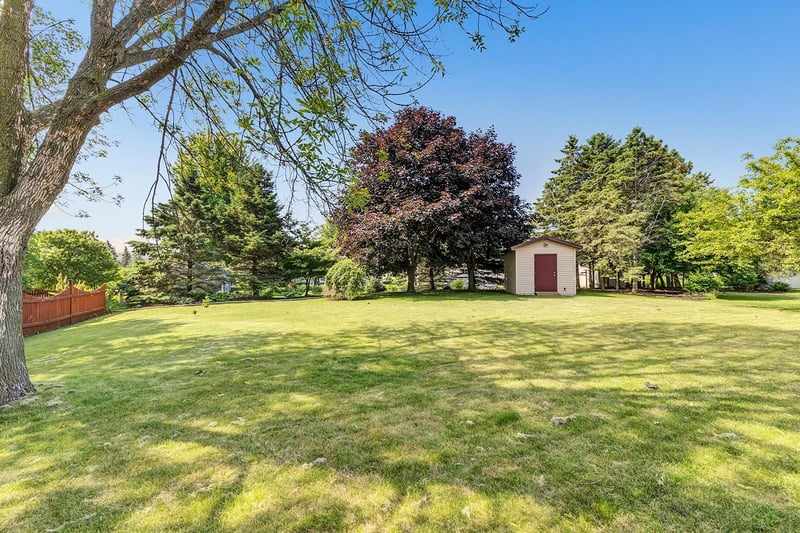 1315 Sunrise Ct, Kewaunee, WI 54216