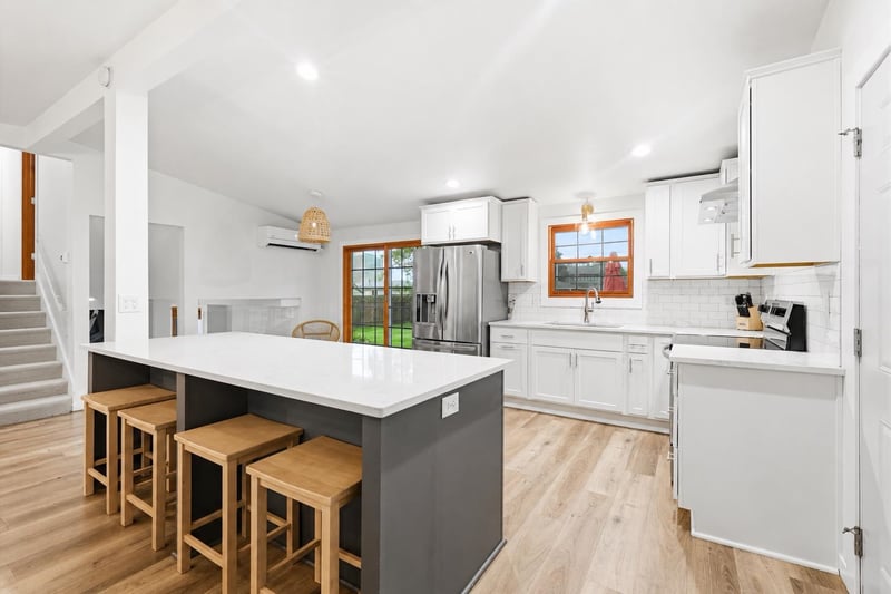 2077 True Ln, Green Bay, WI 54313
