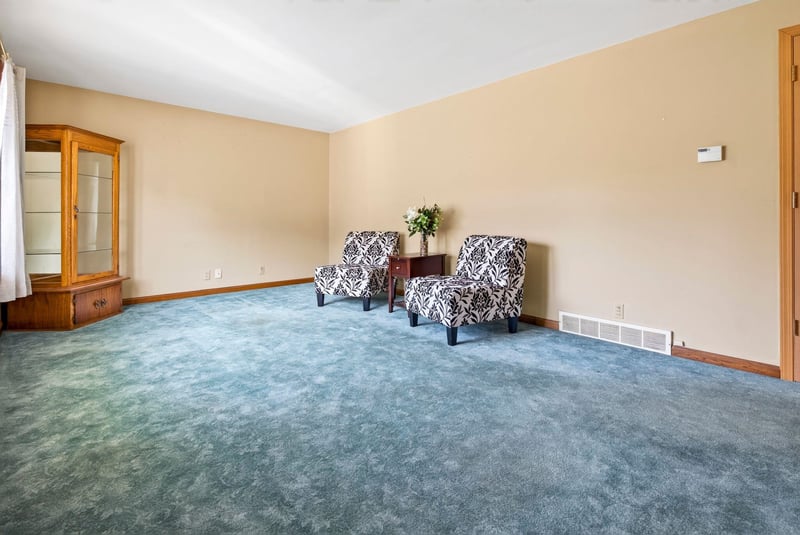 1308 Kenneth Ave, Kaukauna, WI 54130-3118