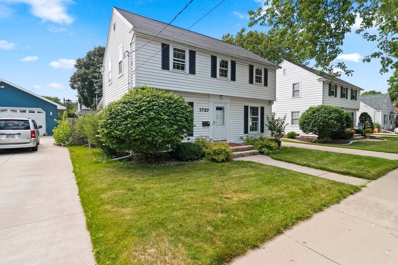1727 Clark St, Appleton, WI 54911