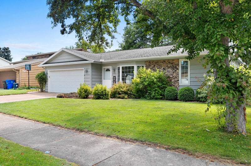 1001 Arlington St, Appleton, WI 54915