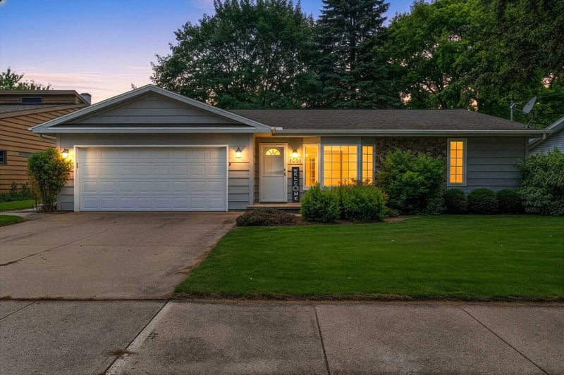 1001 Arlington St, Appleton, WI 54915