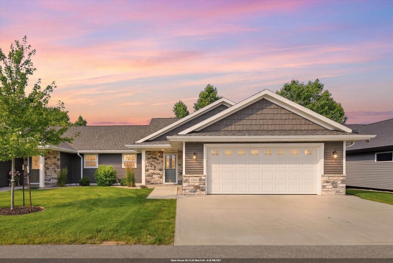 1865 Southbridge Rd, De Pere, WI 54115