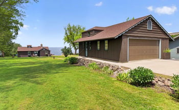 N6491 Harrison Rd, Hilbert, WI 54129