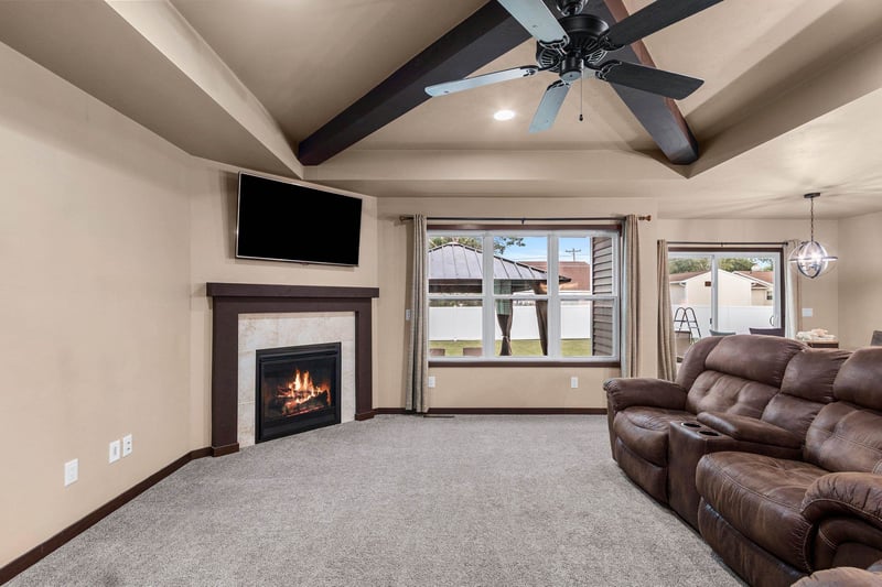 1124 Harold Dr, Menasha, WI 54952