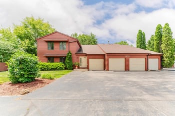 2250 Meadowbrook Ct #C, Oshkosh, WI 54904-7853