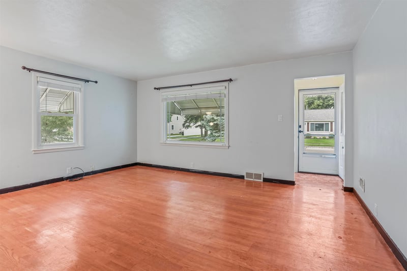 910 Wilson Ave, Green Bay, WI 54303