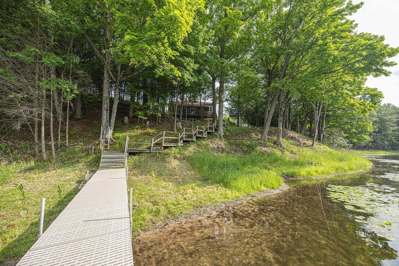11100 Gandt Rd, Gillett, WI 54124