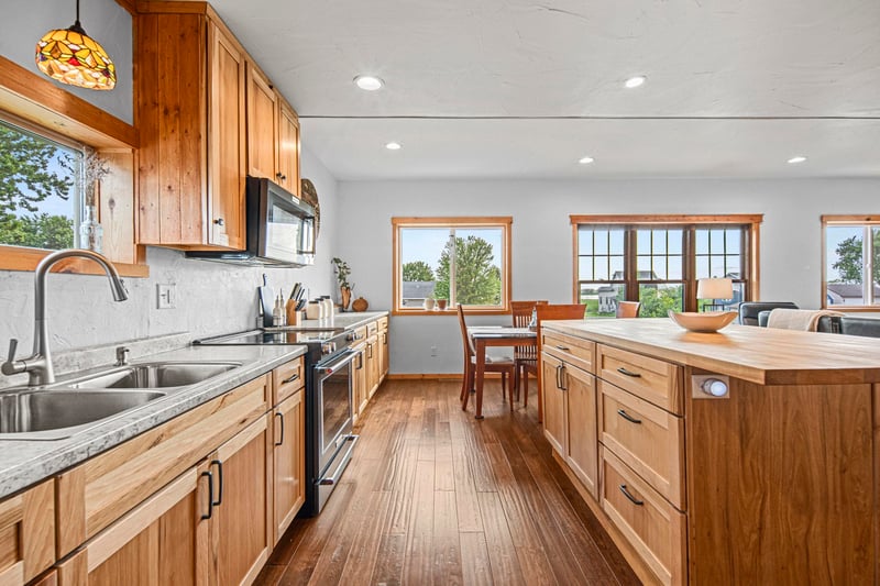 7711 Boom Bay Heights Rd, Larsen, WI 54947-8723