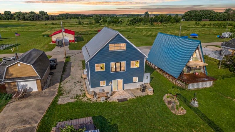 7711 Boom Bay Heights Rd, Larsen, WI 54947-8723