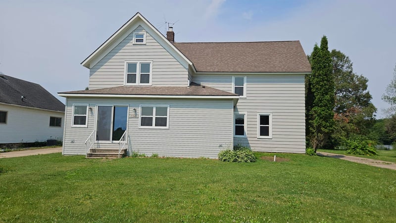 N6255 Airport Rd, Bowler, WI 54416