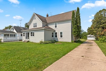 N6255 Airport Rd, Bowler, WI 54416