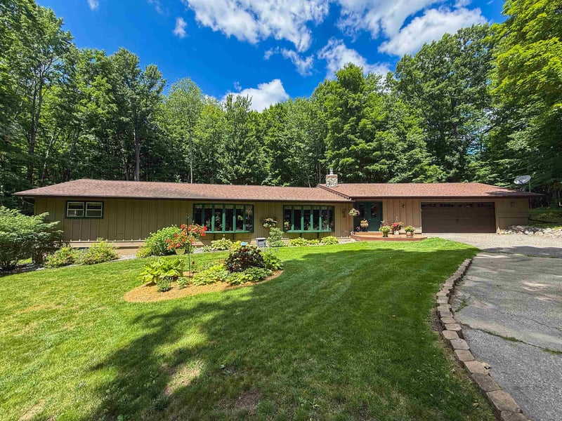 17091 Country Club Rd, Lakewood, WI 54138