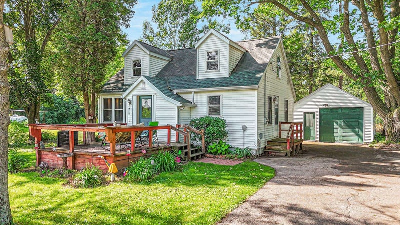 111 W Railroad St, Bowler, WI 54416
