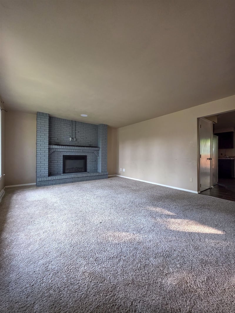 1000 W Browning St, Appleton, WI 54914