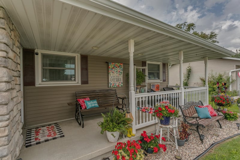 2112 Oneida St, Green Bay, WI 54304