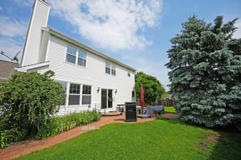 3911 Popple Ct, Green Bay, WI 54301-1085
