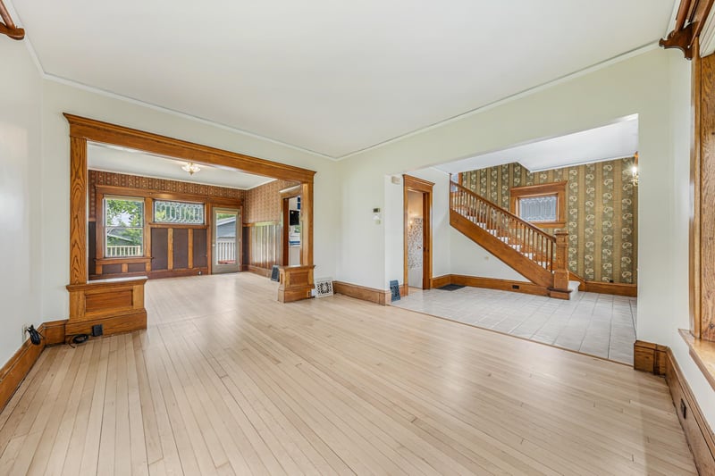 317 Sherry St, Neenah, WI 54956