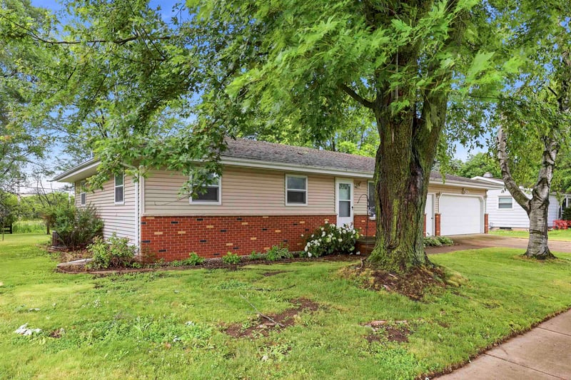 2315 Joyce St, Kaukauna, WI 54130
