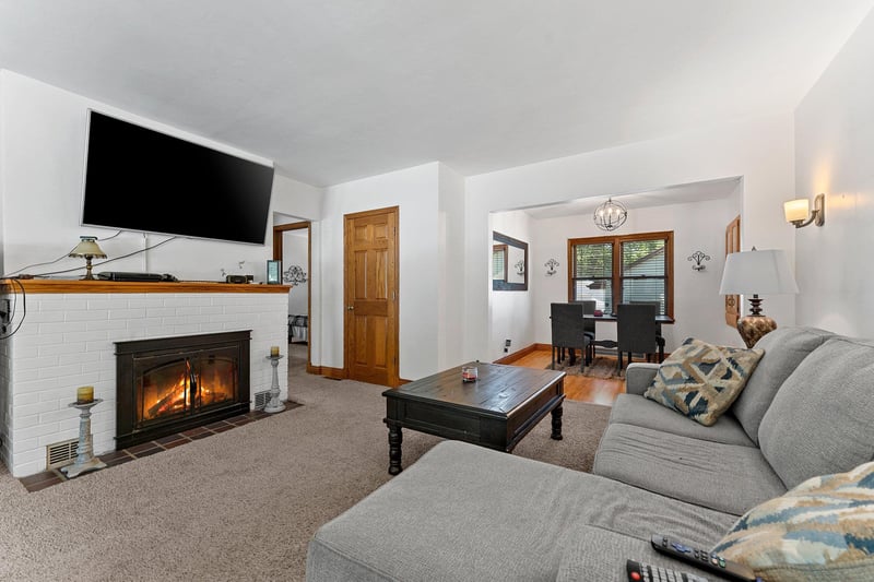 314 Huron St, De Pere, WI 54115