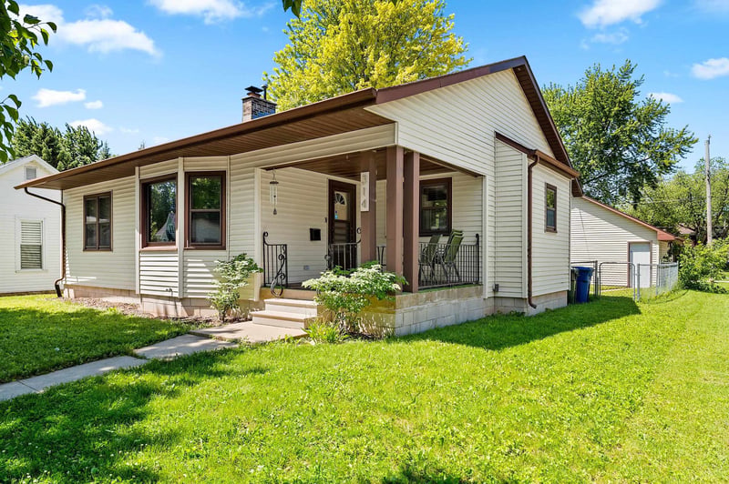314 Huron St, De Pere, WI 54115