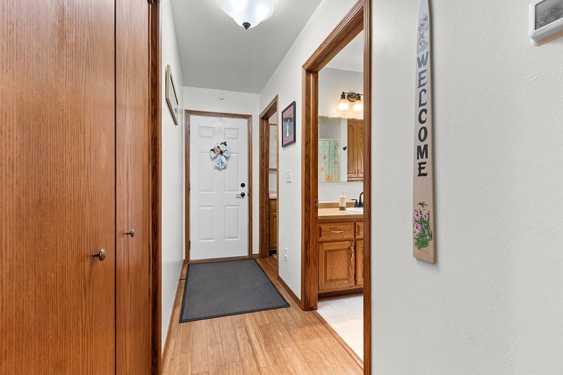 6383 Kelly Jo Dr, Abrams, WI 54101
