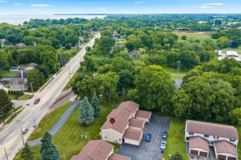 2529 Fond Du Lac Rd, Oshkosh, WI 54902