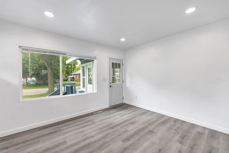 1465 Cedar St, Green Bay, WI 54302