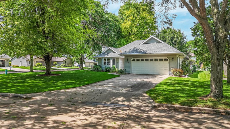 46 Kensington Ct, Appleton, WI 54915